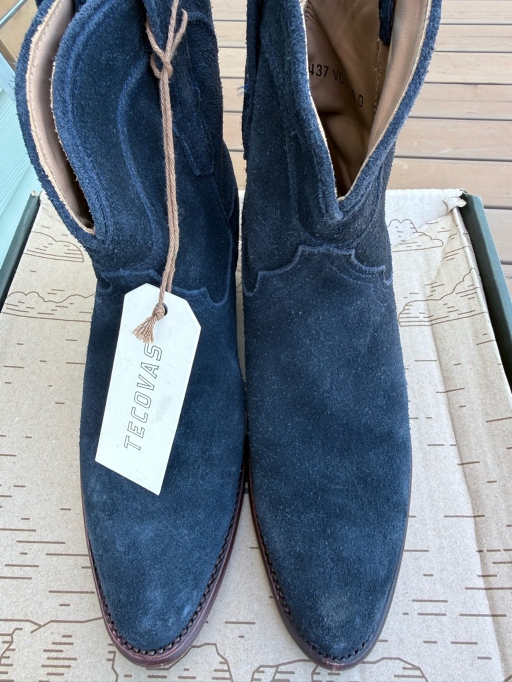 Tecovas ‘Lucy’ Navy Suede Western Boots